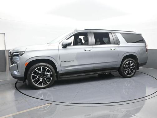 2024 Chevrolet Suburban RST