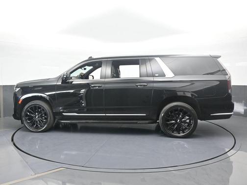 2022 Cadillac Escalade ESV Premium Luxury