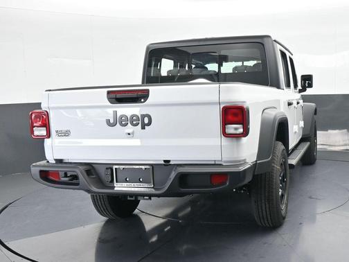 2026 Jeep Gladiator Sport