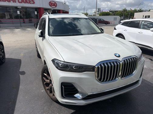 Mineral White Metallic 2020 BMW X7 xDrive40i