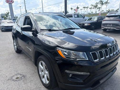 Diamond Black 2020 Jeep Compass Latitude