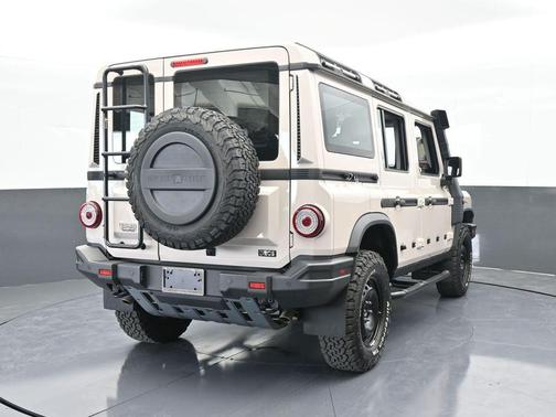 2024 INEOS Grenadier FIELDMASTER EDITION