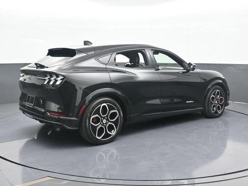 2022 Ford Mustang Mach-E GT