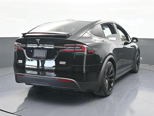 Black 2022 Tesla Model X Plaid