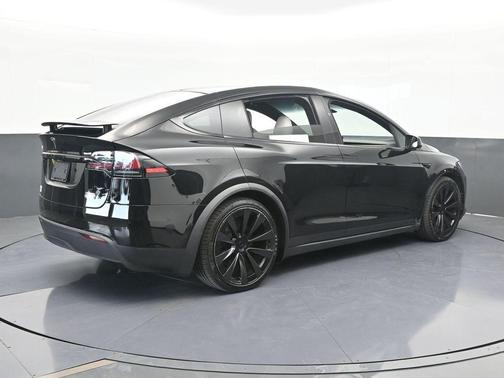 Black 2022 Tesla Model X Plaid