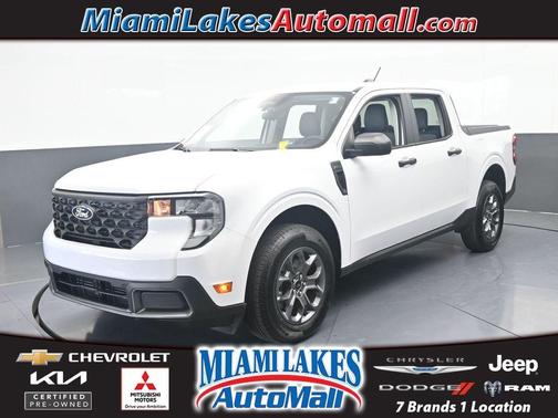 Oxford White 2025 Ford Maverick XLT