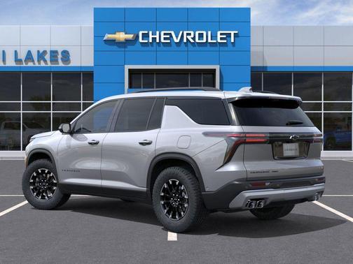 Sterling Gray Metallic 2026 Chevrolet Traverse Z71