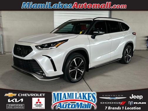 2022 Toyota Highlander XSE