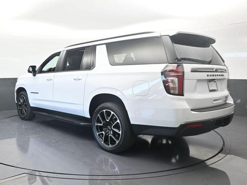 2021 Chevrolet Suburban RST