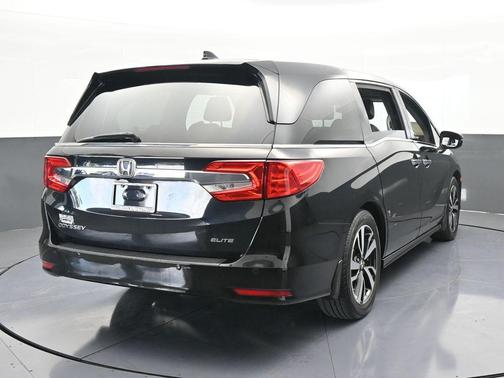 2019 Honda Odyssey Elite