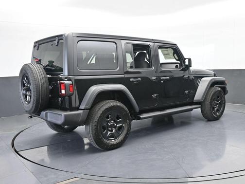 Black Clearcoat 2026 Jeep Wrangler Sport