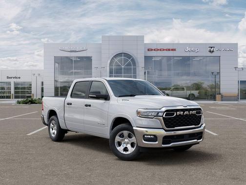 Bright White Clearcoat 2026 RAM 1500 Big Horn/Lone Star
