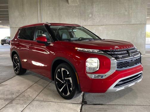 2023 Mitsubishi Outlander PHEV SEL
