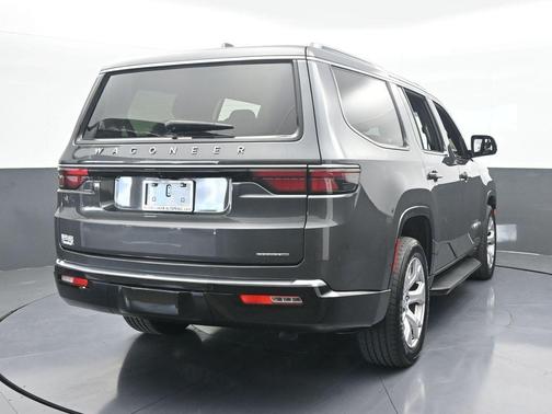 2022 Jeep Wagoneer Series II