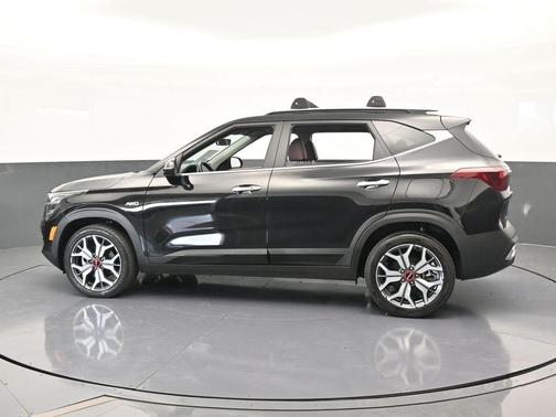 2023 Kia Seltos SX