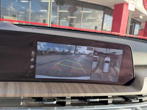 Glacial White Pearl 2023 Kia Telluride SX