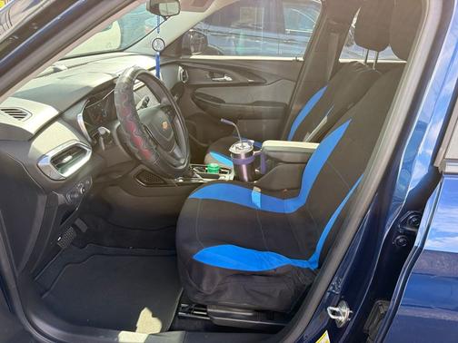 Blue Glow Metallic 2023 Chevrolet Trailblazer LT