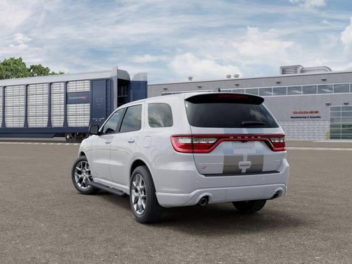 White Knuckle Clearcoat 2026 Dodge Durango GT HEMI V8