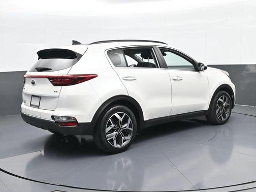 2021 Kia Sportage EX