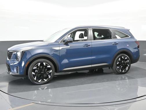 2024 Kia Sorento EX