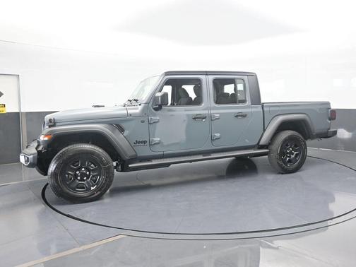 Anvil Clearcoat 2026 Jeep Gladiator Sport