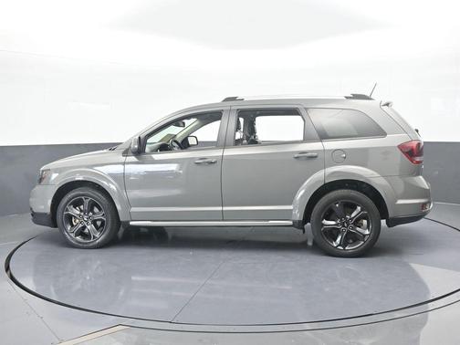 2020 Dodge Journey Crossroad