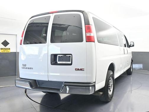 2020 GMC Savana 3500 LT