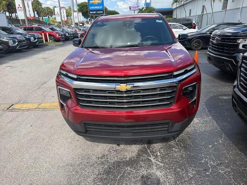 Radiant Red 2025 Chevrolet Traverse LT