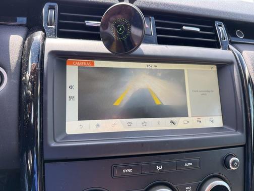 Narvik Black 2020 Land Rover Discovery SE