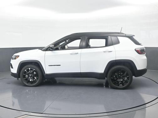 2023 Jeep Compass Altitude