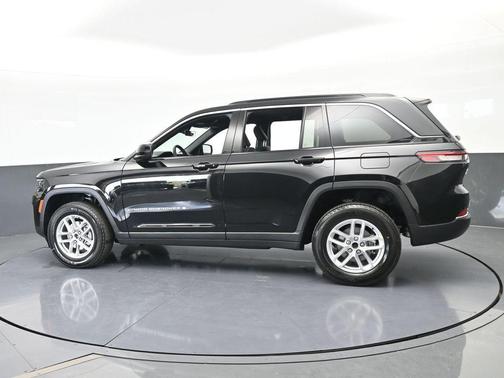 2026 Jeep Grand Cherokee Laredo X