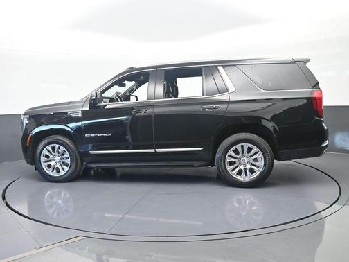 Onyx Black 2025 GMC Yukon Denali