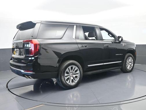 Onyx Black 2025 GMC Yukon Denali