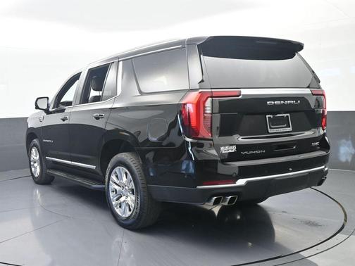 Onyx Black 2025 GMC Yukon Denali