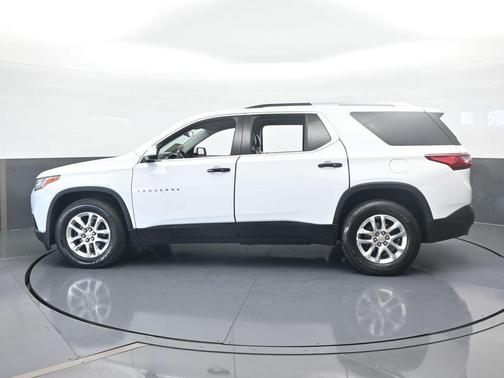 2018 Chevrolet Traverse LT Cloth