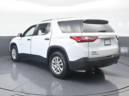 2018 Chevrolet Traverse LT Cloth