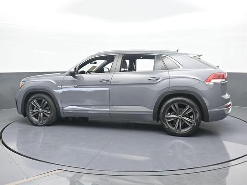 2022 Volkswagen Atlas Cross Sport 2.0T SEL R-Line