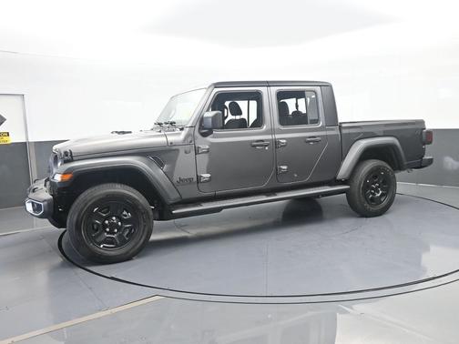 Granite Crystal Clearcoat Metallic 2026 Jeep Gladiator Sport