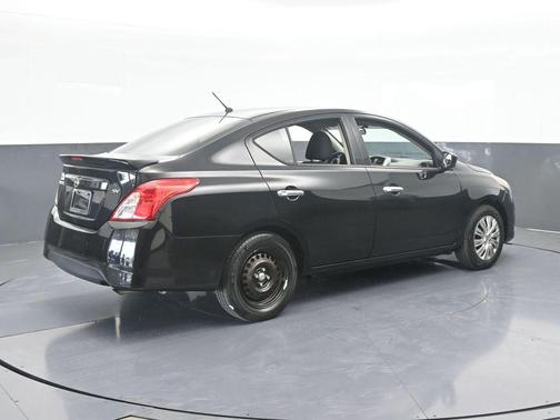 2018 Nissan Versa 1.6 SV