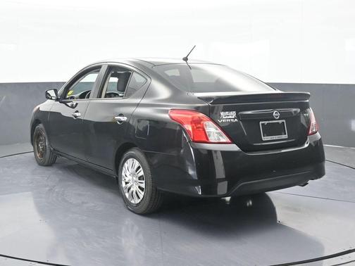 2018 Nissan Versa 1.6 SV