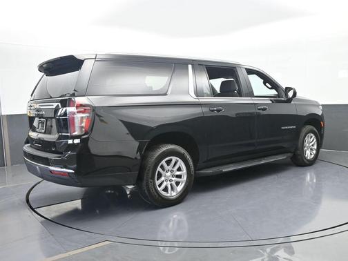 2024 Chevrolet Suburban LT