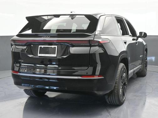 2025 Jeep Wagoneer S Launch Edition