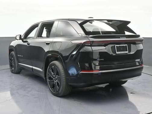 2025 Jeep Wagoneer S Launch Edition