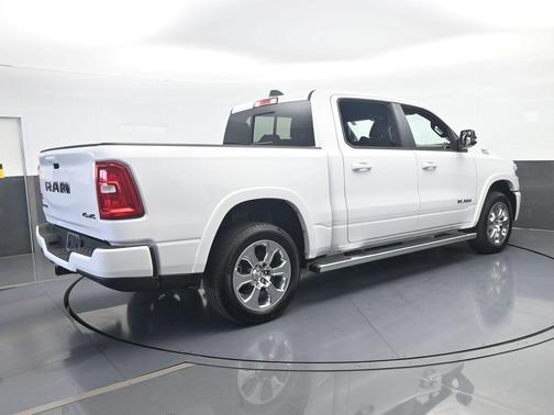 Bright White Clearcoat 2025 RAM 1500 Big Horn/Lone Star
