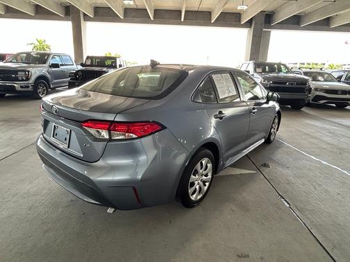 Celestite 2020 Toyota Corolla LE