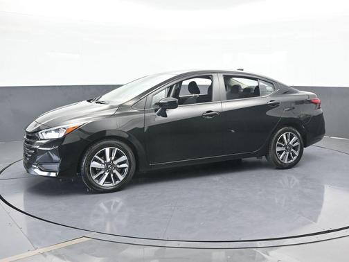 2023 Nissan Versa 1.6 SV
