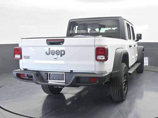 Bright White Clearcoat 2026 Jeep Gladiator Sport