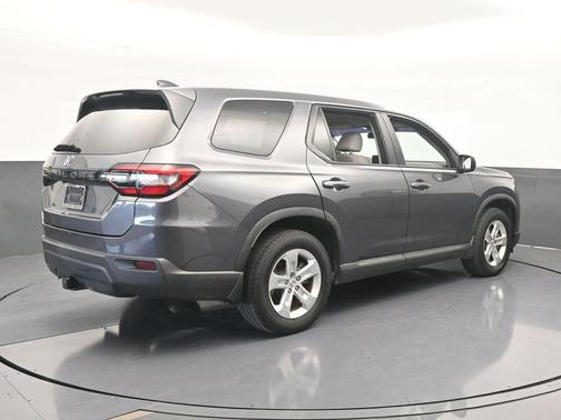 2023 Honda Pilot LX