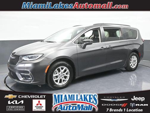 2022 Chrysler Pacifica Touring-L