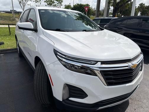 Summit White 2022 Chevrolet Equinox LT